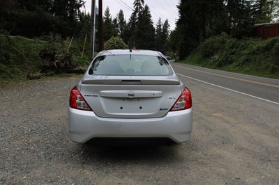 2015 Nissan Versa SV