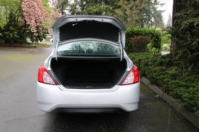 2015 Nissan Versa SV