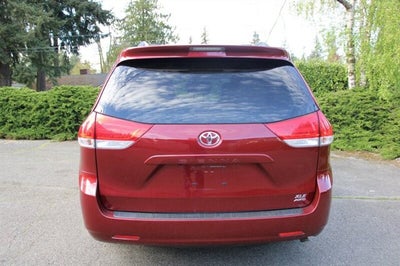 2011 Toyota Sienna XLE 7-Passenger AWD