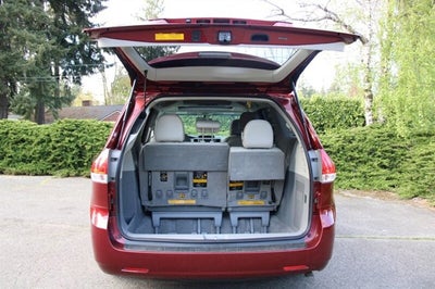 2011 Toyota Sienna XLE 7-Passenger AWD