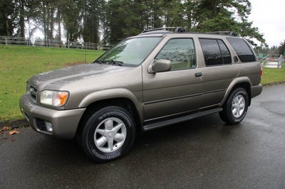 2001 Nissan Pathfinder LE