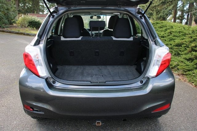 2012 Toyota Yaris 5-Door L1-owner