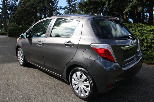 2012 Toyota Yaris 5-Door L1-owner