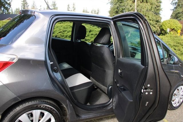 2012 Toyota Yaris 5-Door L1-owner