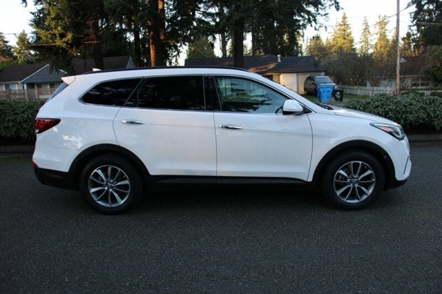 2017 Hyundai Santa Fe SE